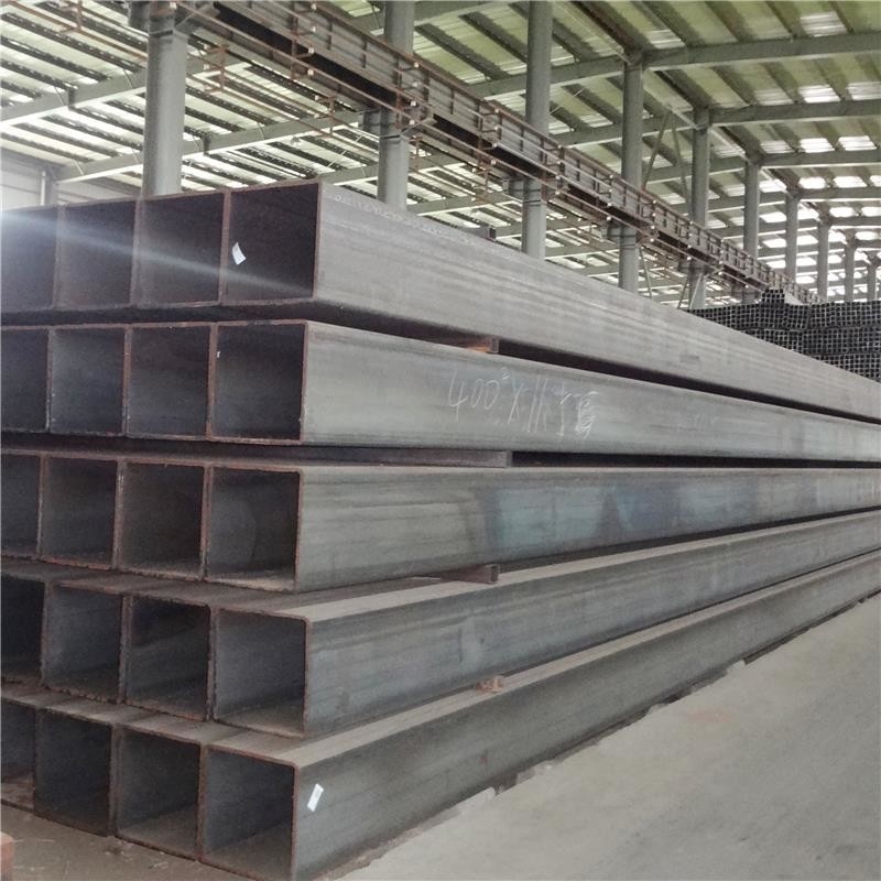 Hollow Section ERW Carbon Black Steel Pipe Metal Q235 Square Tube 6M - 12M Length