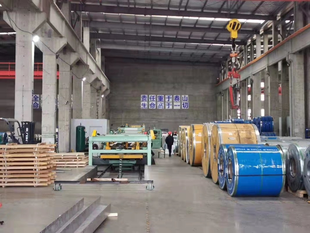 AISI ASTM JIS 403 SS Coil 304 201 Stainless Steel Cold Rolled Coil For Decoration