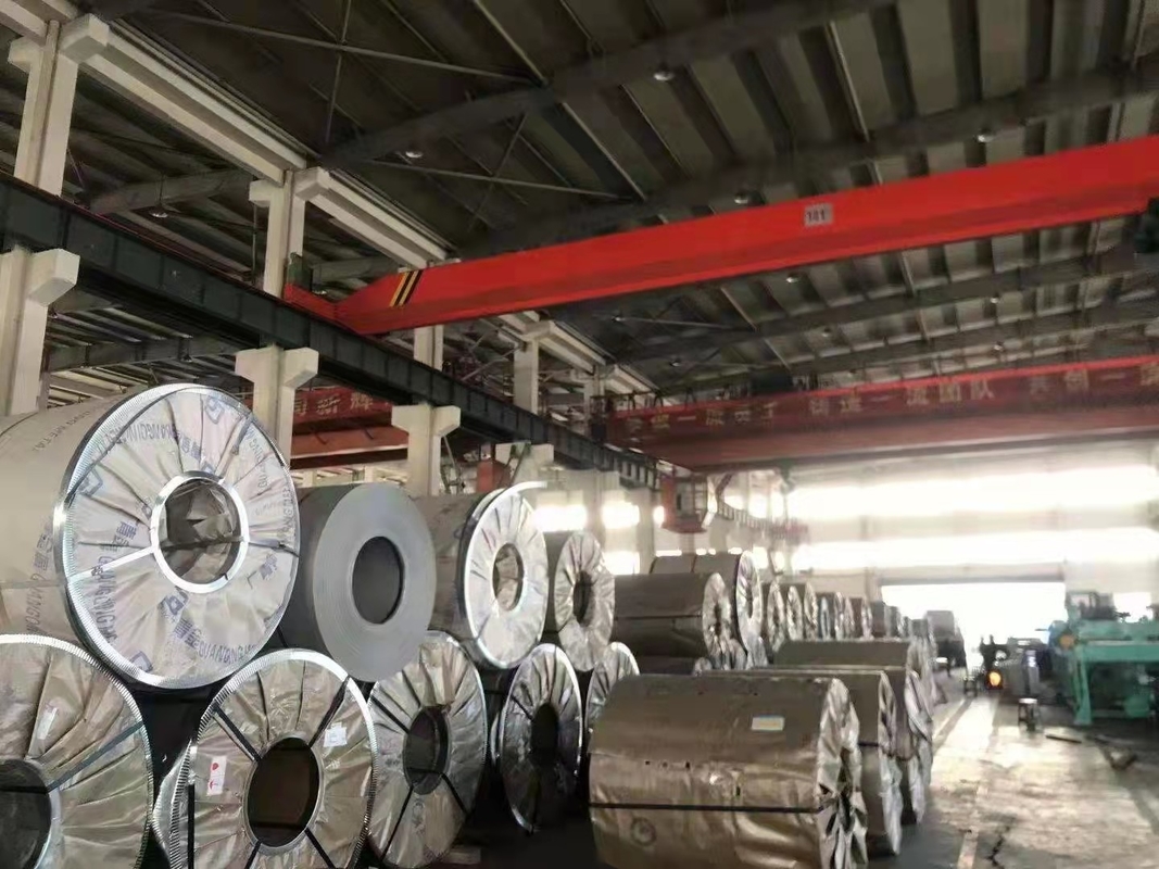 Flat Narrow 201 304 430 Stainless Steel Coil Strip ASTM 2B BA Polishing Finished