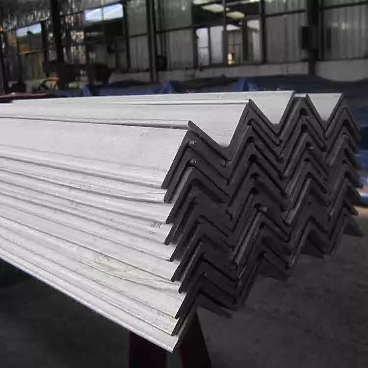 EN ASTM 50x50x5 Angle Bar Stainless Steel 304 Hot Rolled For Transmission Tower
