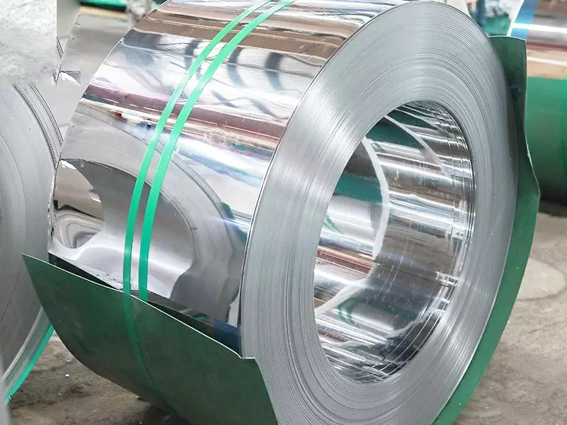 AISI JIS 403 Stainless Steel Coil 201 304 2b Surface Cold Rolled For Decoration