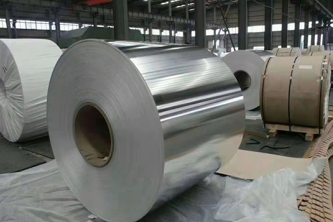 AISI JIS 403 Stainless Steel Coil 201 304 2b Surface Cold Rolled For Decoration